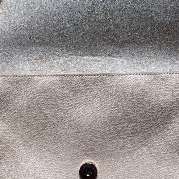 H&M purse. Pink/peach colour. - Picture 5 of 7